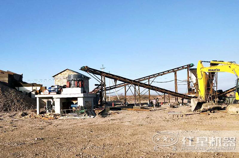 顎式破碎機、圓錐破碎機作業(yè)現(xiàn)場